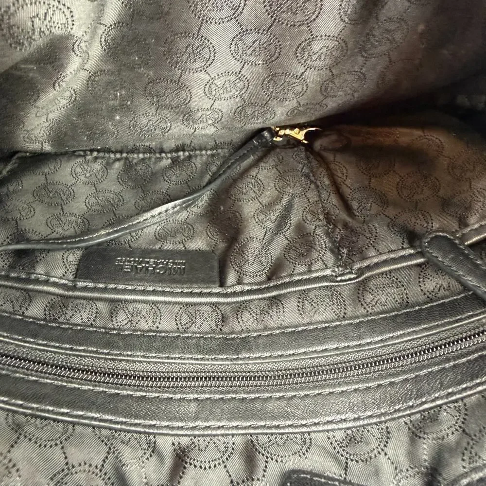 MICHAEL KORS Black Quilted Leather Shoulder Bag Purse Gold Chain Strap 13.5